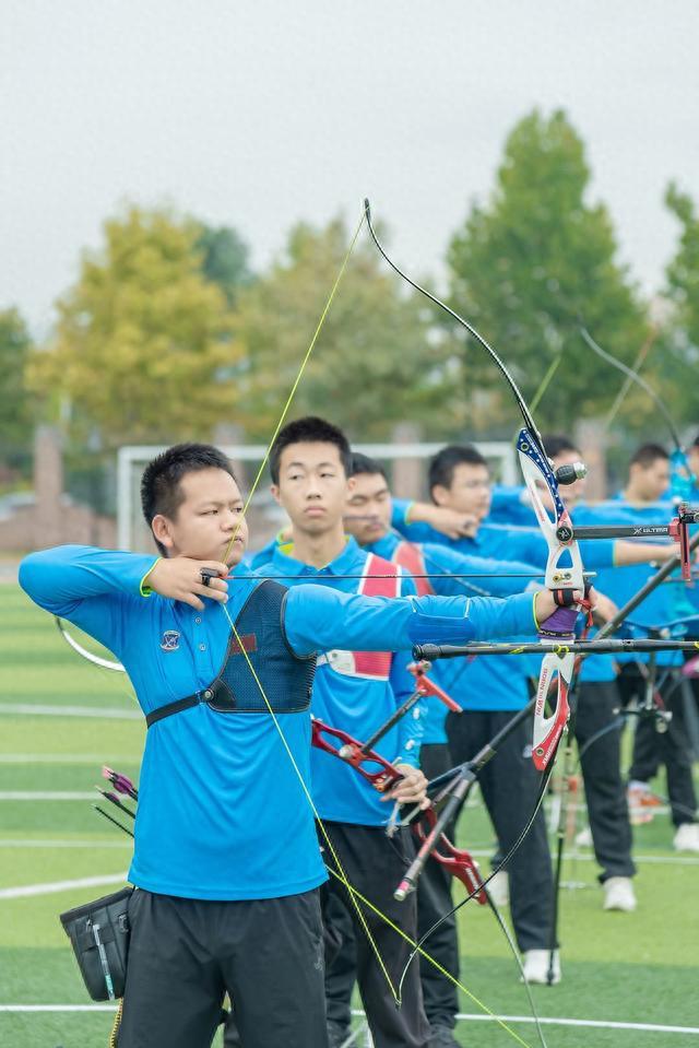变为：澳大利亚队员荣获射手之星